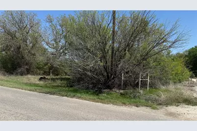 2445 Bob White Drive, Granbury, TX 76049 - Photo 3