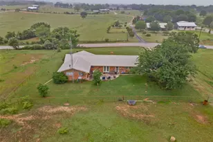 245 Co Rd 3696, Springtown, TX 76082 - Photo 29