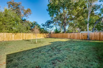 1609 Pine Street, Dallas, TX 75215 - Photo 23