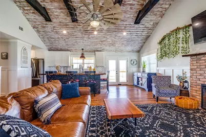 320 English Court, Springtown, TX 76082 - Photo 15