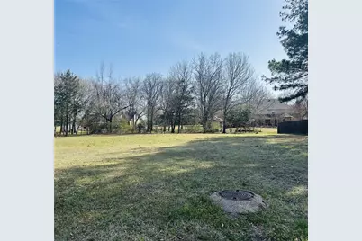 1000 Legend Avenue, Bonham, TX 75418 - Photo 11