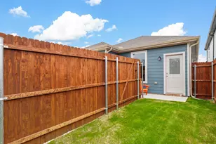 3104 Strawberry Farm Ln, Fort Worth, TX 76140 - Photo 35