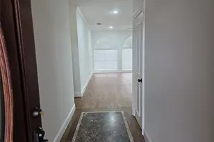 4508 Champion Hill Dr, Grand Prairie, TX 75052 - Photo 17