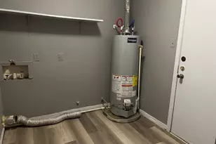 101 N Walnut St, Lacy Lakeview, TX 76705 - Photo 5