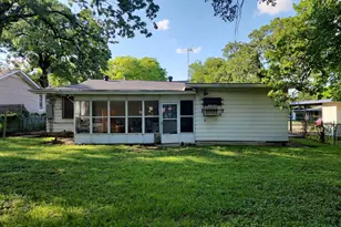 5612 Wainwright Dr, Fort Worth, TX 76112 - Photo 17