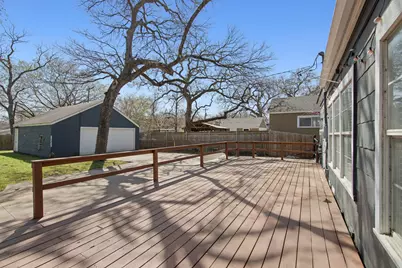 2508 Carnation Avenue, Fort Worth, TX 76111 - Photo 33