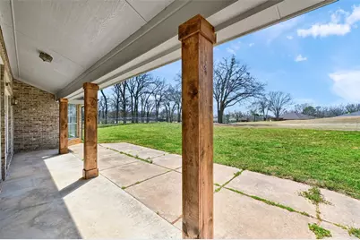 205 W San Chez Drive, Gainesville, TX 76240 - Photo 27