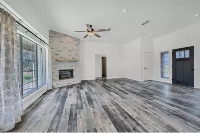 205 W San Chez Drive, Gainesville, TX 76240 - Photo 7