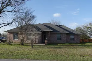606 W Mulberry St, Decatur, TX 76234 - Photo 3