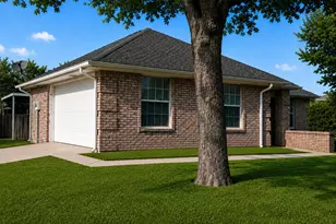 606 W Mulberry St, Decatur, TX 76234 - Photo 3