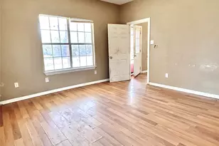 1169 W Park St, Stephenville, TX 76401 - Photo 9