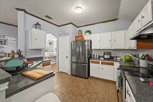 5045 E Rim Rd, Dallas, TX 75211 - Photo 13