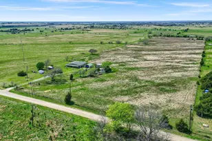 1045 Stanfield Church Rd, Whitesboro, TX 76273 - Photo 3