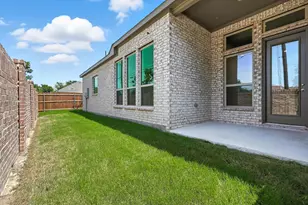 2000 Belvedere St, Garland, TX 75041 - Photo 29