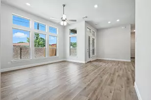 2000 Belvedere St, Garland, TX 75041 - Photo 11