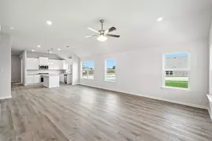 2401 Ridgecrest Ln, Sherman, TX 75092 - Photo 11