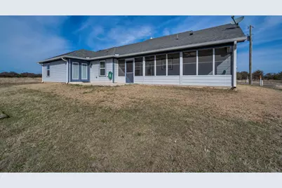 7135 Sandy Oaks Drive, Whitney, TX 76692 - Photo 3