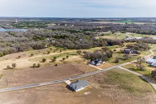 7135 Sandy Oaks Dr, Whitney, TX 76692 - Photo 7