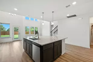 821 Alderwood Dr, Red Oak, TX 75154 - Photo 5