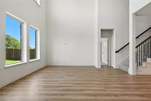 821 Alderwood Dr, Red Oak, TX 75154 - Photo 9