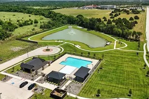 821 Alderwood Dr, Red Oak, TX 75154 - Photo 37