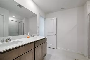 625 Summit Pass Ln, Princeton, TX 75407 - Photo 19