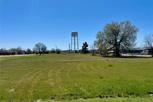 2301 Mangum St, Commerce, TX 75428 - Photo 1