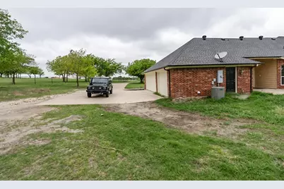 198 Serrano Court, Weatherford, TX 76087 - Photo 7