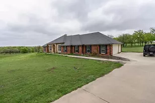 198 Serrano Ct, Weatherford, TX 76087 - Photo 5