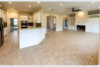 198 Serrano Court, Weatherford, TX 76087 - Photo 11