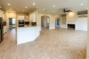 198 Serrano Ct, Weatherford, TX 76087 - Photo 11