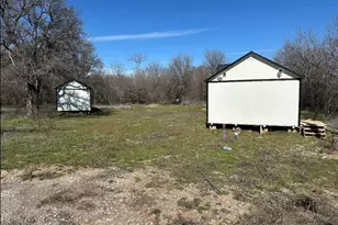 140 Shady Glen Ct, Bridgeport, TX 76426 - Photo 1