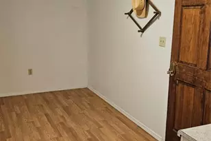 4 W Sherman St, Mullin, TX 76864 - Photo 5