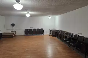 4 W Sherman St, Mullin, TX 76864 - Photo 3