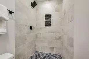 2809 Maple Dr, Garland, TX 75042 - Photo 11