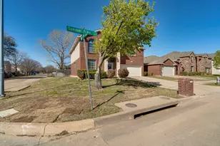 4640 Summer Oaks Ln, Fort Worth, TX 76123 - Photo 5
