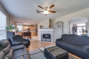 4640 Summer Oaks Ln, Fort Worth, TX 76123 - Photo 9