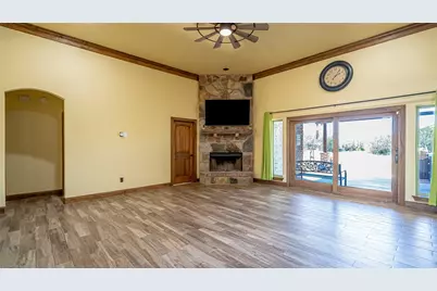 114 Woodlot Lane, Azle, TX 76020 - Photo 9