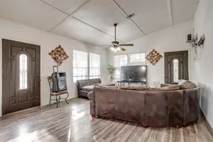 241 Western Lake Dr, Weatherford, TX 76087 - Photo 5