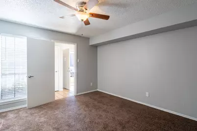 8383 La Prada Drive, Dallas, TX 75228 - Photo 7