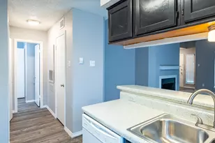 8383 La Prada Dr, Dallas, TX 75228 - Photo 11