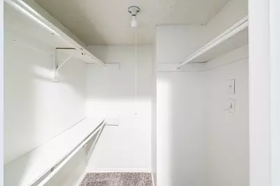 8383 La Prada Drive, Dallas, TX 75228 - Photo 13