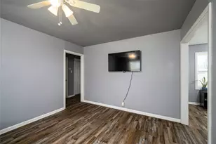 2106 N Alexander St, Sherman, TX 75092 - Photo 7