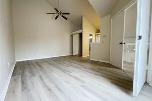 541 Ranch Trail, Irving, TX 75063 - Photo 7