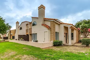 541 Ranch Trail, Irving, TX 75063 - Photo 3