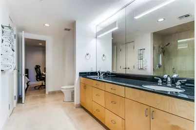 1505 Elm Street #1003, Dallas, TX 75201 - Photo 19