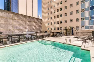 1505 Elm St, Dallas, TX 75201 - Photo 35