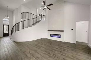 10133 La Frontera Dr, Fort Worth, TX 76179 - Photo 9