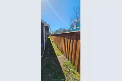 810 Thornton Carter Street, Mexia, TX 76667 - Photo 17