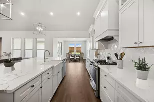 706 Anne Rd, Van Alstyne, TX 75495 - Photo 9